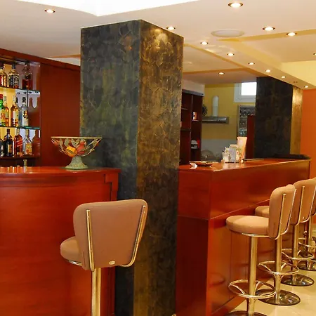 Otel Achillion